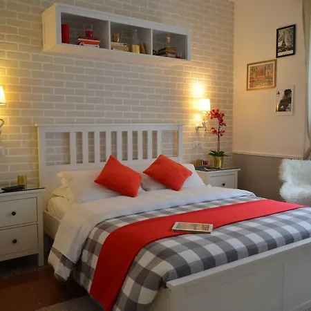 Moonlight Inn Guesthouse-3